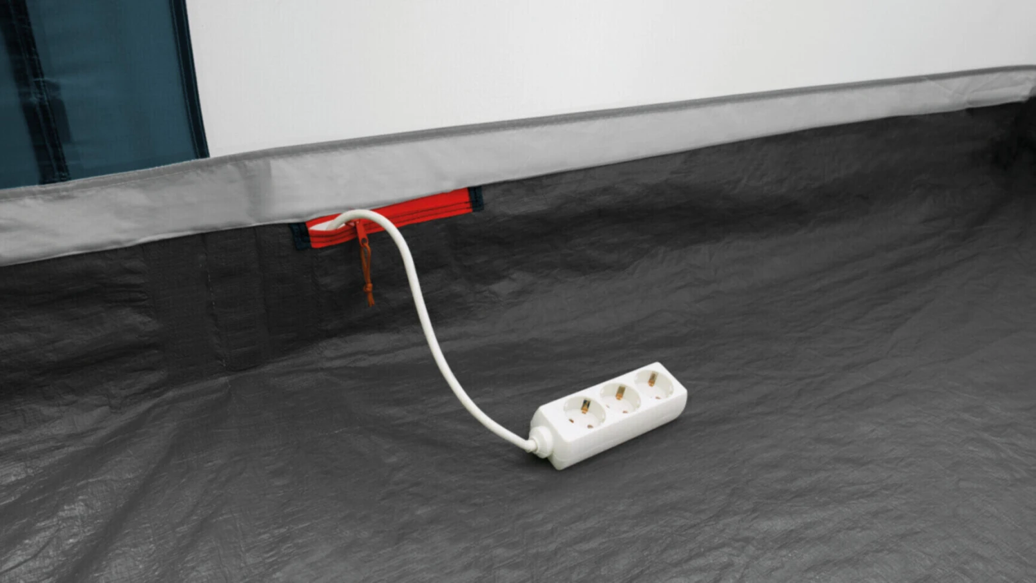 Easy Camp Palmdale 600 Lux Tent - Image 15