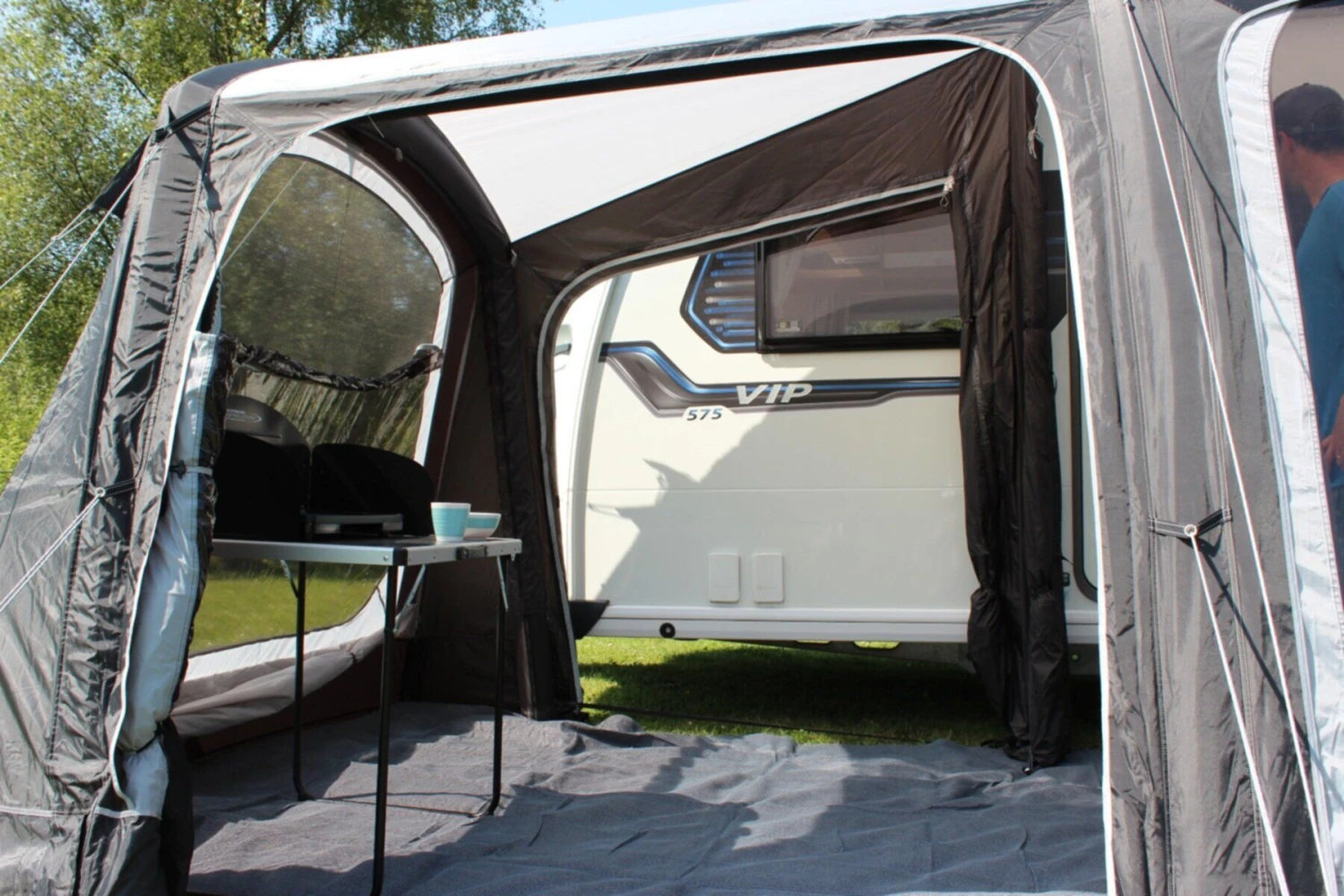 Outdoor Revolution Sportlite Air 320ex Caravan Awning - Image 4